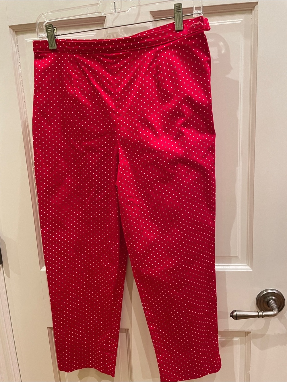 Studio Works Red and White Polka Dot Capris with Side Zipper Size 8P